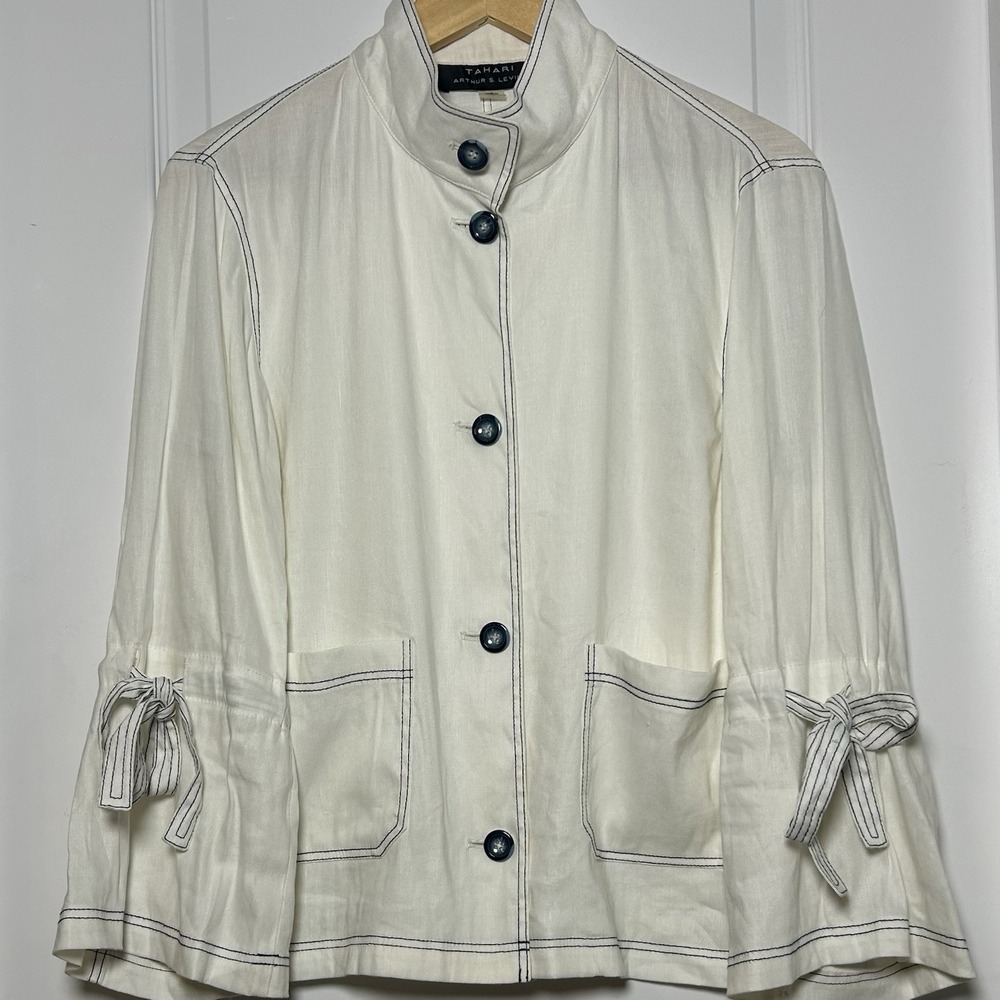 Tahari Arthur S. Levine Linen Blend White Mock Neck Bow Flared Sleeve Jacket